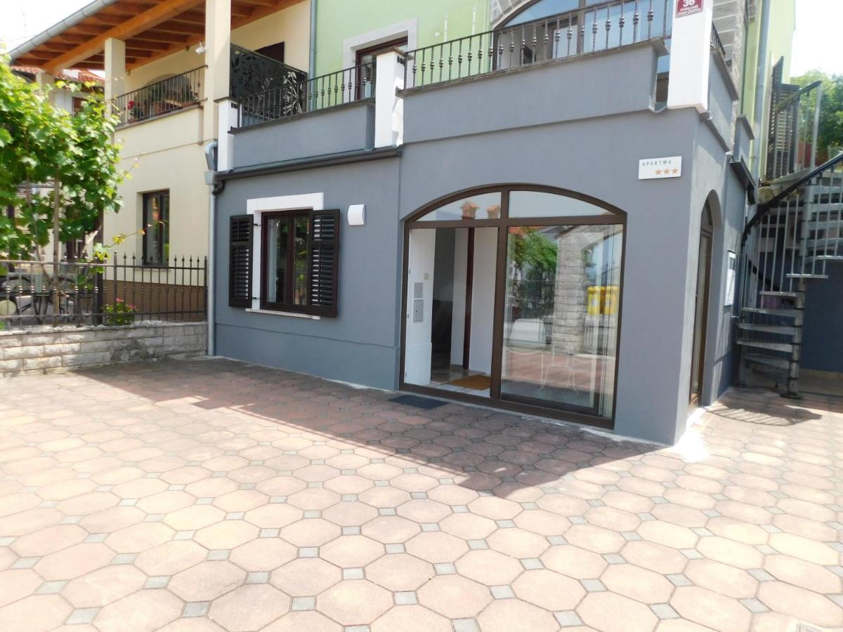 Apartment Stella Koper Exterior foto